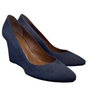 Aquatalia  Navy Textured Wedge Heels size 7.5 Made in Italy